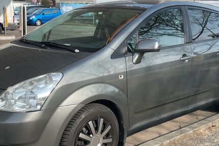 Toyota Corolla Verso 290.000 km 2.990 &euro; Berlin 10629