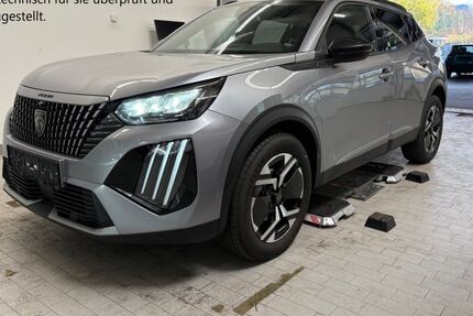 Peugeot 2008 12.540 km 23.420 € Oberhausen 46049