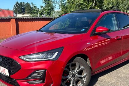 Ford Focus 10.990 km 24.990 &euro; Neumünster 24536