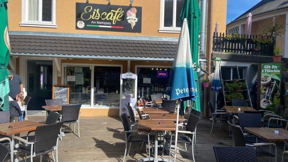 Eiscafé in 1 A Lage - Terrasse - Vollausstattung - Wohnmöglichkeit zimmer