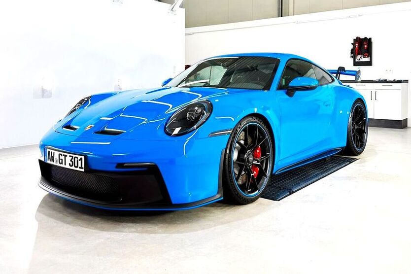 992