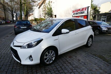 Toyota Yaris 108.000 km 9.499 &euro; Berlin-Tempelhof 12105