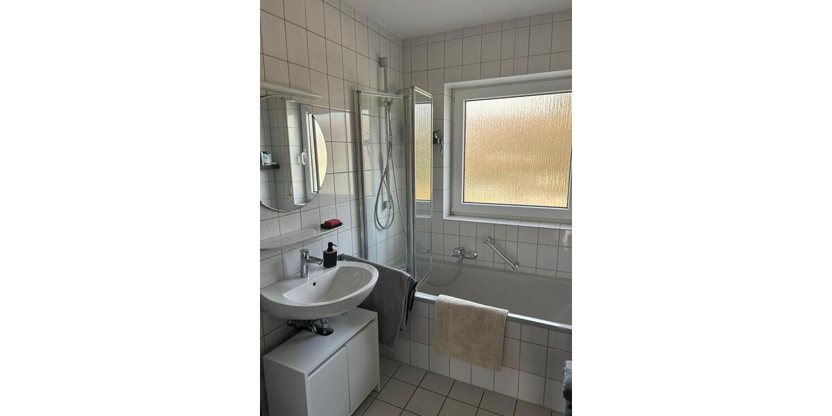 Etagenwohnung Vaihingen an der Enz - 2 Zimmer, 79 m&sup2;, 760&euro; | Angebot:25452026