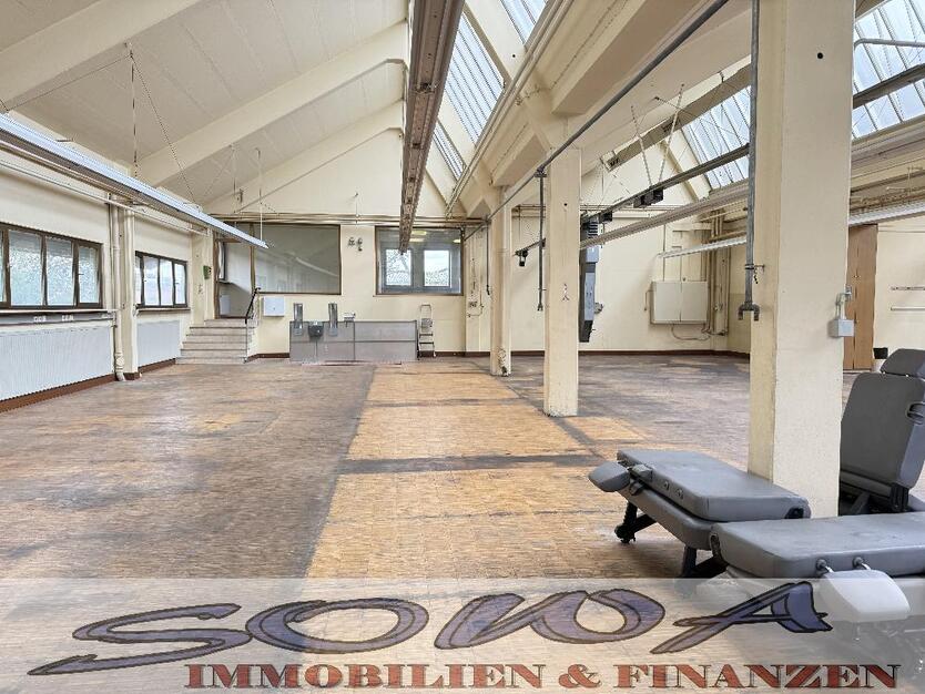 Großzügige Lagerhalle mit Büro-Lagerräumen und einem großzügien Wohnhaus in Gaimersheim - Nähe Westpark! - Ein Objekt von Ihrem Immobilienpartner SOWA Immobilien und Finanzen zimmer