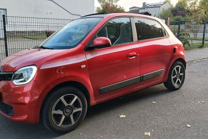 Renault Twingo 40.000 km 7.980 &euro; Eschborn 65760