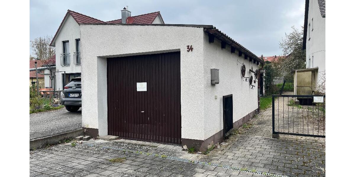 Verschlafenes 2 Familienhaus mit viel Potential in Hilpoltstein OT freut sich auf Verjüngungskur - Zweifamilienhaus Hilpoltstein Hofstetten | Angebot:26222731