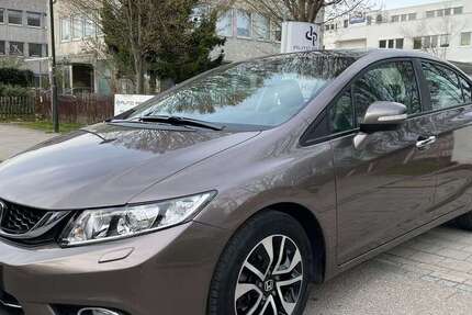 Honda Civic 54.000 km 13.900 &euro; Riemerling 85521