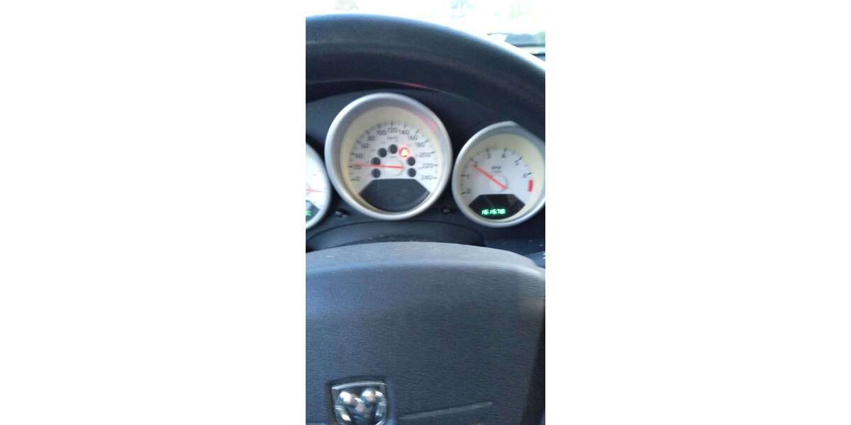 Dodge Caliber 161.000 km 2.300 &euro; Bad brising 53498