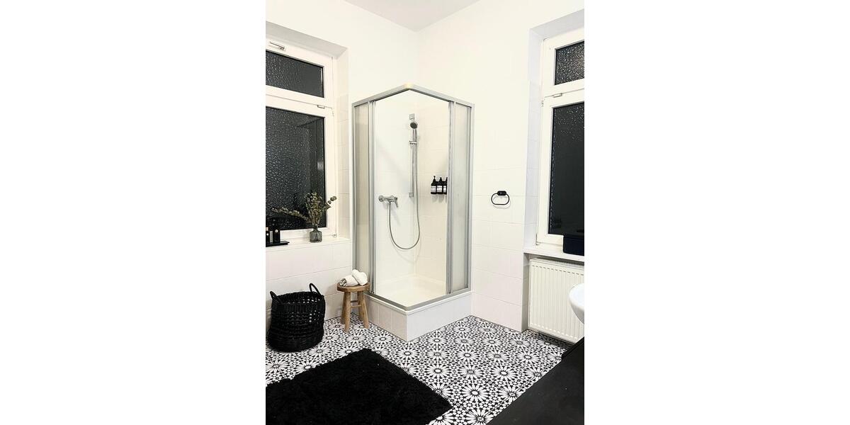 Etagenwohnung Bad Nauheim - 4 Zimmer, 125 m&sup2;, 1.375&euro; | Angebot:26402930
