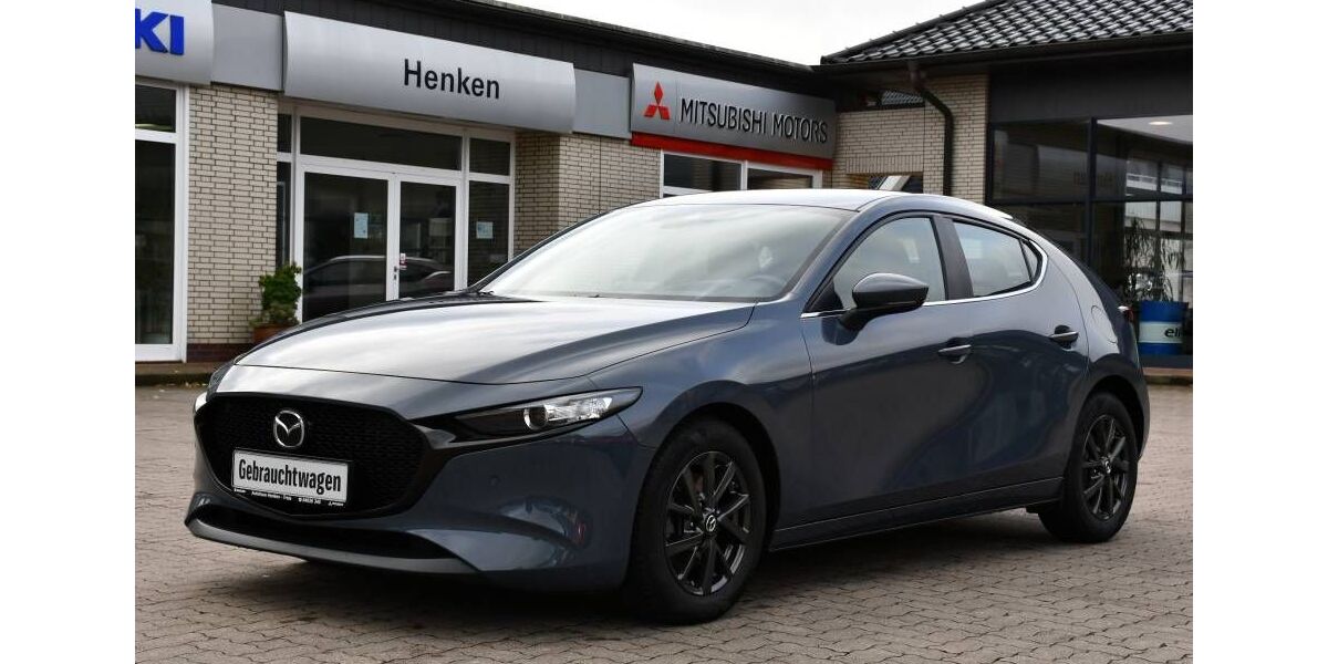 Mazda 3 66.208 km 18.940 &euro; Treia 24896