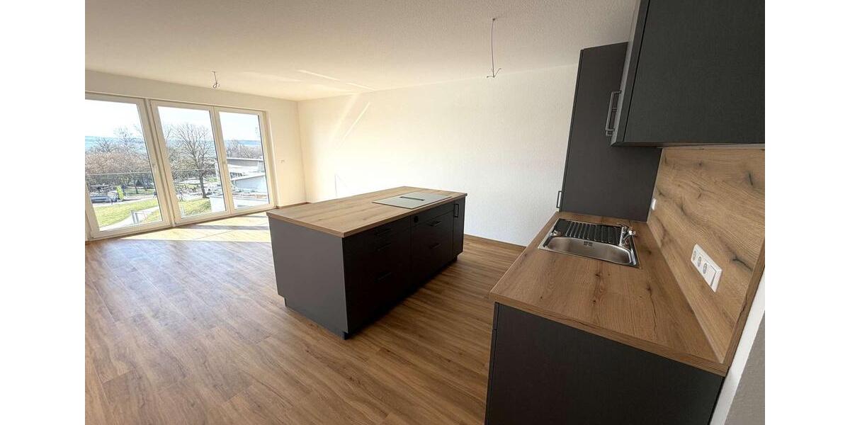 Dachgeschoßwohnung Eutingen im Gäu - 3 Zimmer, 113 m&sup2;, 1.359&euro; | Angebot:24491248