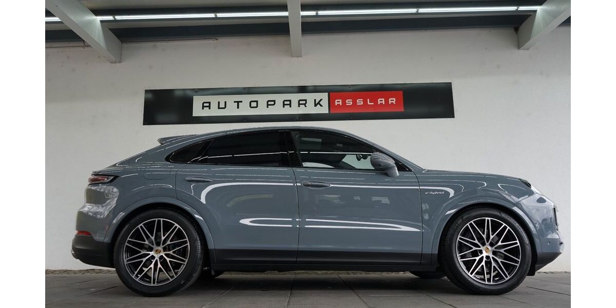 Porsche Cayenne 42.750 km 102.880 &euro; Asslar 35614