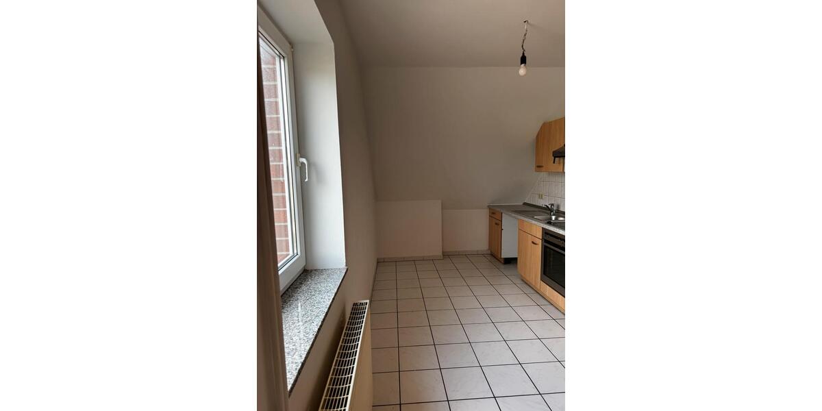 Dachgeschoßwohnung Neustadt in Holstein - 3 Zimmer, 74 m&sup2;, 1.000&euro; | Angebot:25304261