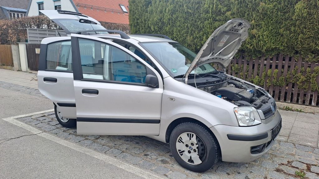 Fiat Panda 125.000 km 1.111 &euro; München 81737