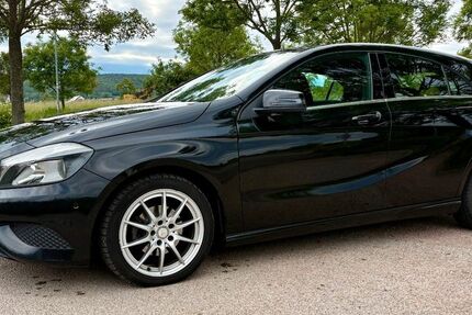 Mercedes-Benz A 180 124.983 km 13.500 &euro; Deidesheim 67146