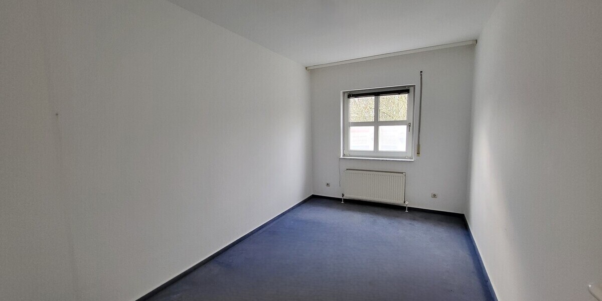 Neuer Preis ! RMH mit Garage, 2 Balkonen, Garten und Terrasse - Reihenmittelhaus Wiesbaden Klarenthal | Angebot:26348335