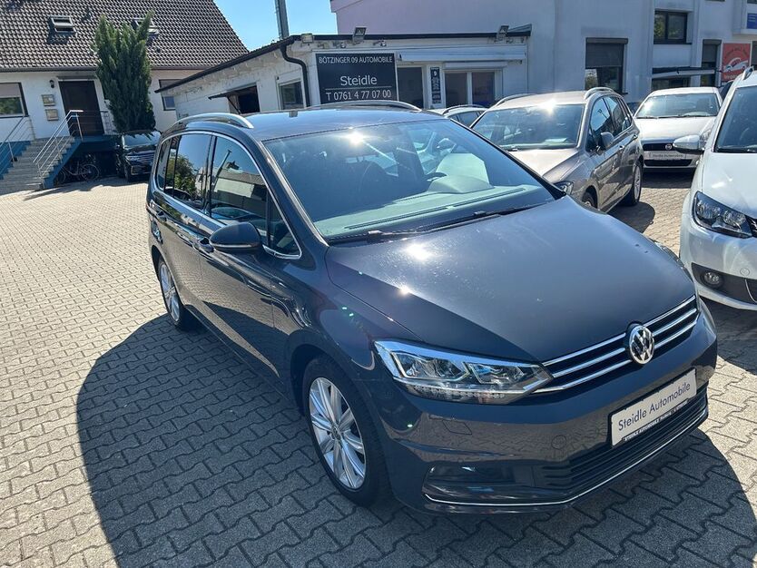 VW Touran 85.000 km 19.490 € Freiburg 79111