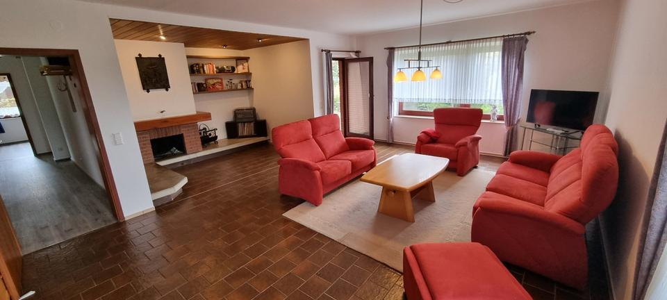 Mehrfamilienhaus, Wohnhaus Giesen - 465.000&euro; | Angebot:27021086