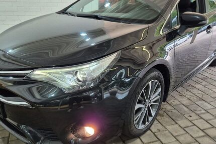 Toyota Avensis 250.000 km 7.400 &euro; Bad Berneck im Fichtelgebirge 95460