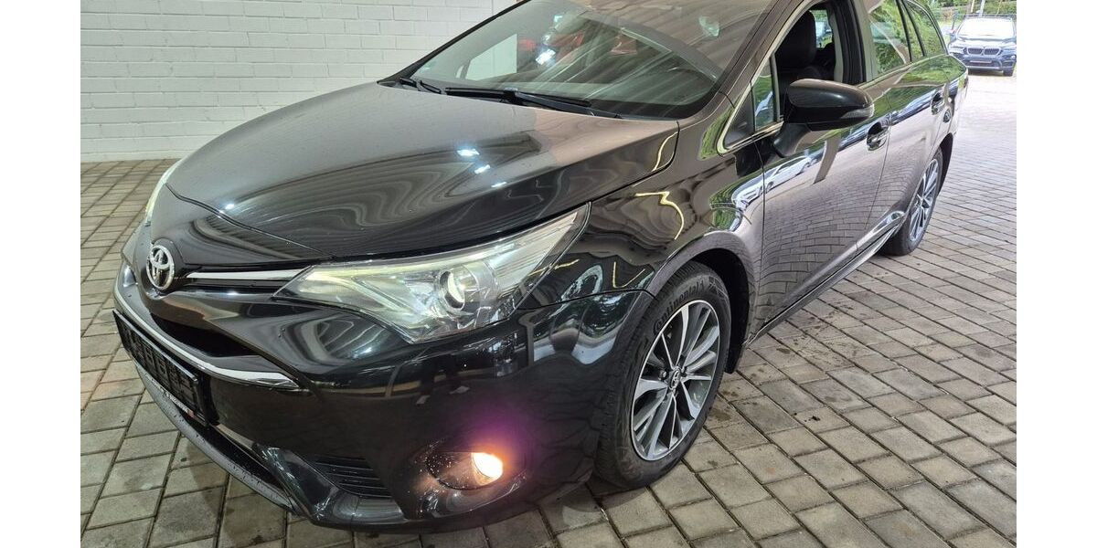 Toyota Avensis 250.000 km 7.400 &euro; Bad Berneck im Fichtelgebirge 95460