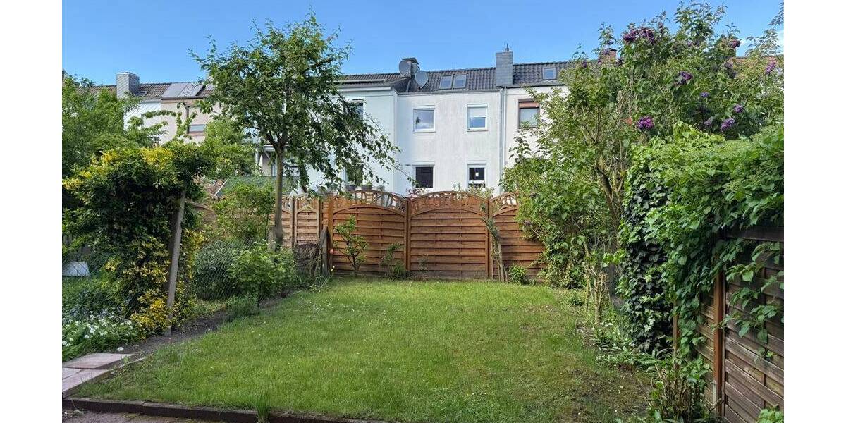 Reihenmittelhaus Bremen Regensburger Straße - 4 Zimmer, 72 m&sup2;, 269.000&euro; | Angebot:26852925