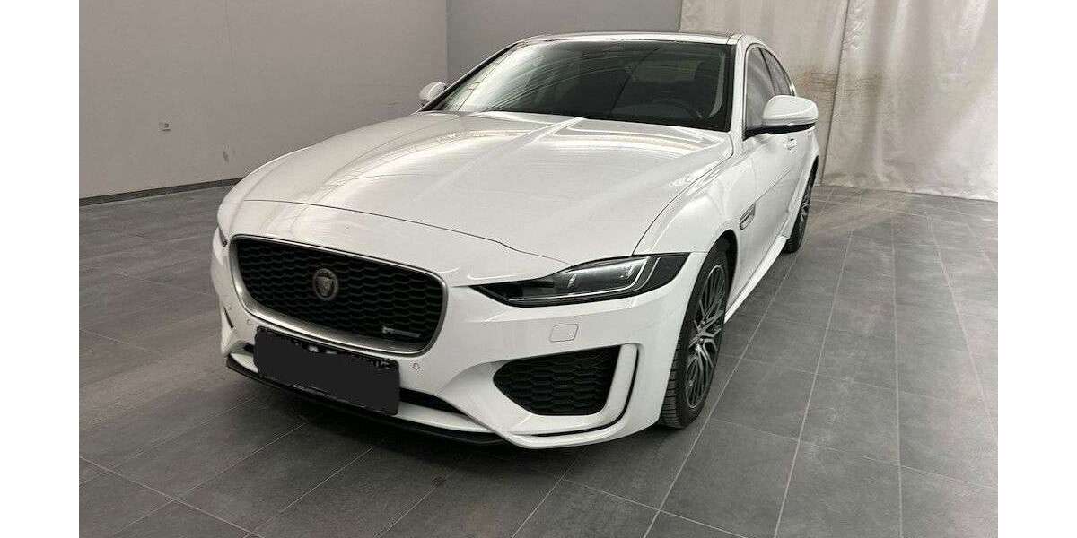 Jaguar XE 50.900 km 30.995 &euro; Schlüchtern 36381