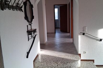 Wohnung mit großem Garten zwei Terrassen und Balkon 5.5 zimmer