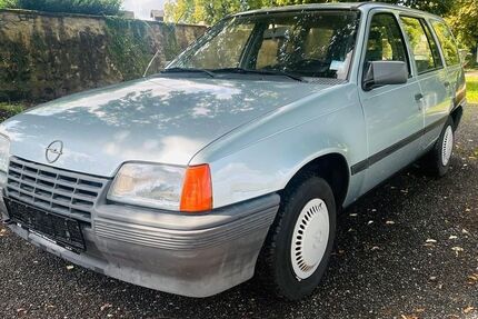 Opel Kadett 130.000 km 2.499 &euro; Limburg - Eschhofen 65552