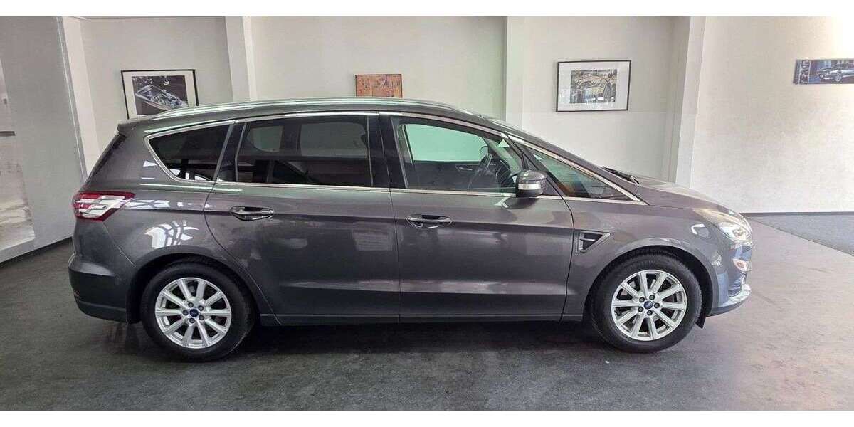 Ford S-Max 200.000 km 9.990 &euro; Asperg 71679