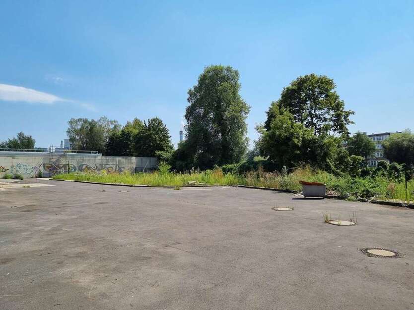 Grundstück in Berlin 1.900.000 € 1752 m²