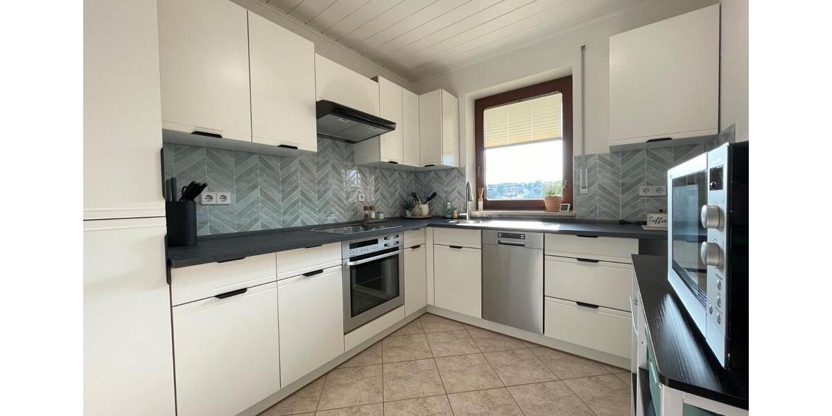 Wohnen auf Zeit Stollberg (Erzgebirge) - 3 Zimmer, 71 m&sup2;, 1.200&euro; | Angebot:23673871