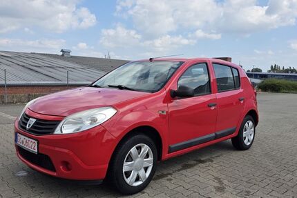 Dacia Sandero 76.000 km 1.999 &euro; Rosdorf 37124