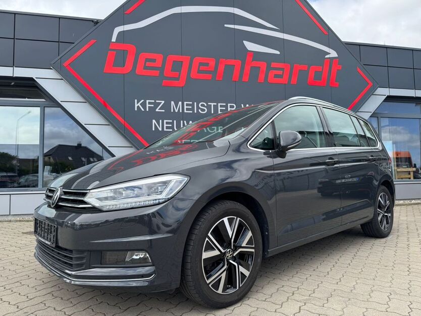 VW Touran 77.123 km 28.990 € Mönchhagen 18182