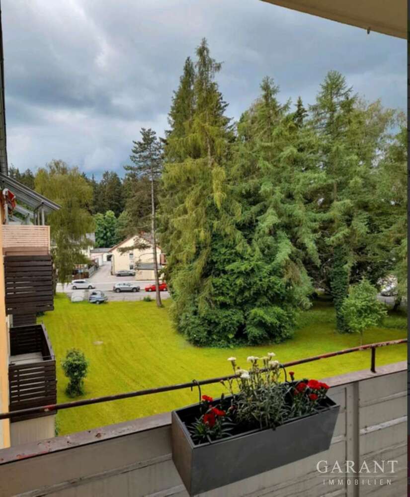 Wohnung zum Kaufen in Traunreut 239.000 € 73 m²