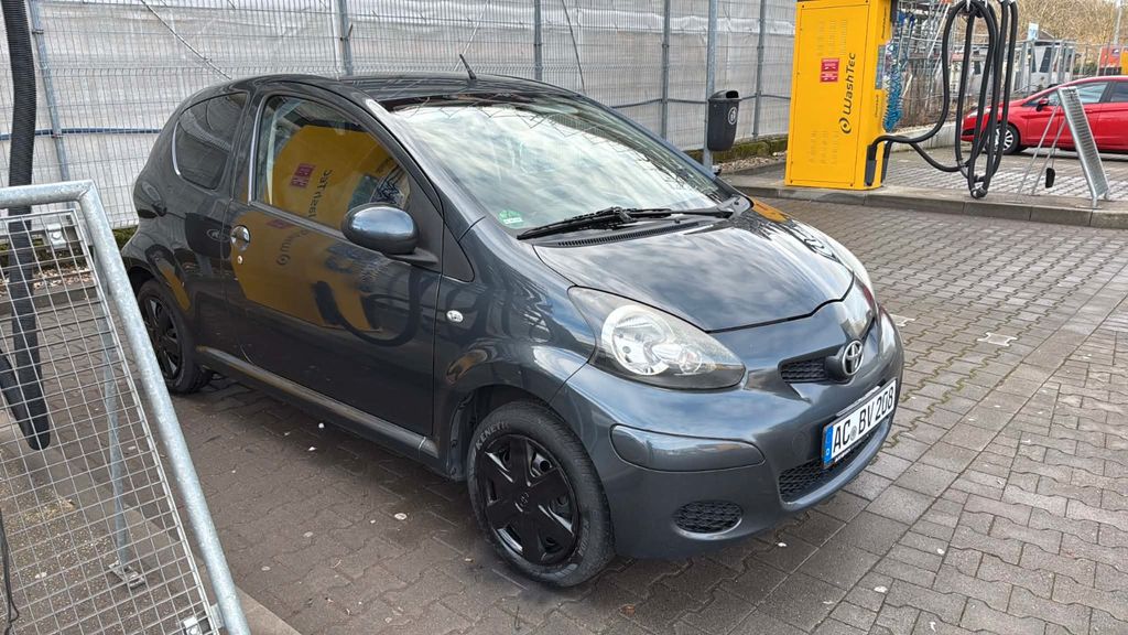 Toyota Aygo (X) 237.895 km 1.500 &euro; Herzogenrath 52134