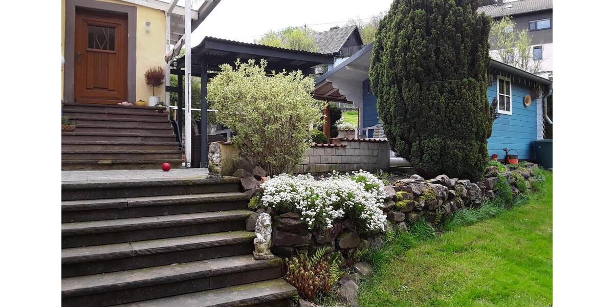 Einfamilienhaus Schiffweiler - 5 Zimmer, 108 m&sup2;, 148.000&euro; | Angebot:26326927