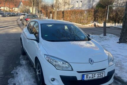 Renault Megane 166.000 km 2.690 &euro; Regensburg 93051