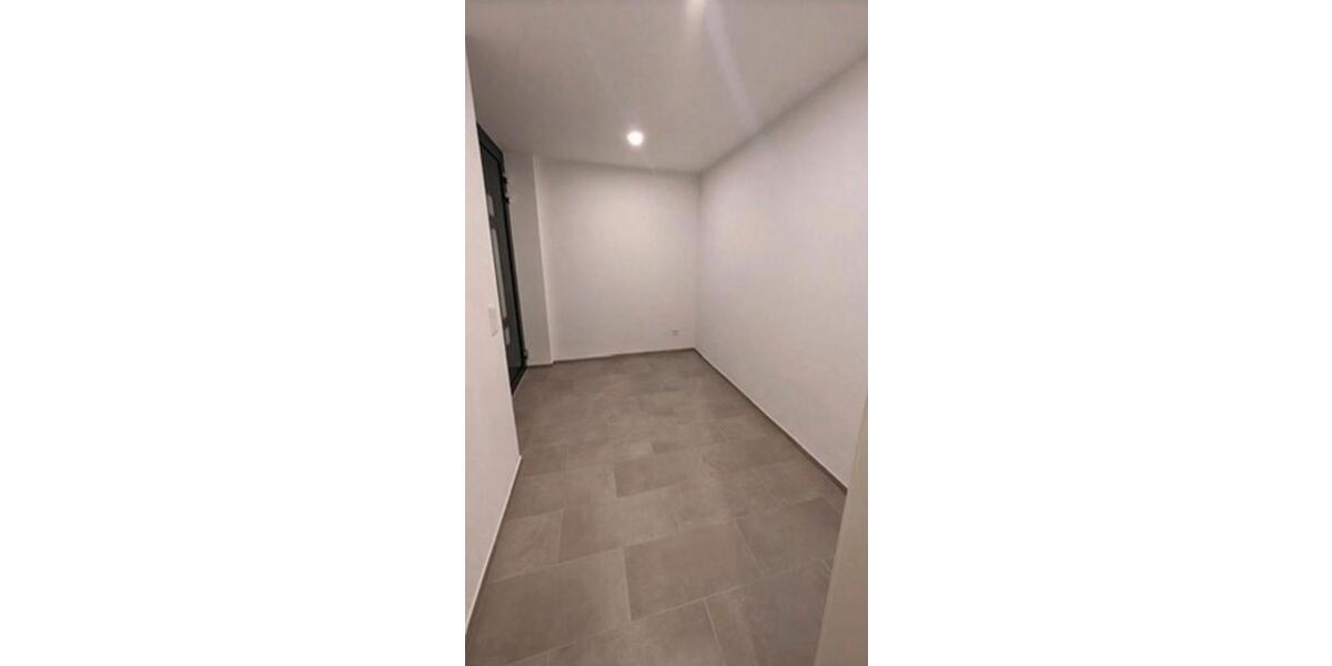 Erdgeschoßwohnung Speicher - 3 Zimmer, 100 m&sup2;, 750&euro; | Angebot:26222603