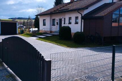 Haus Thiersheim - 5 Zimmer, 250 m&sup2;, 450.000&euro; | Angebot:26975753