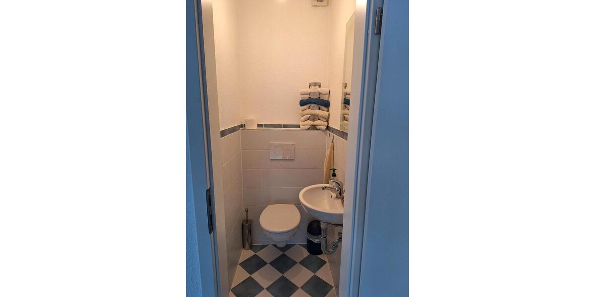 Moderne 4-Zimmer Wohnung mit großem Garten 4 zimmer