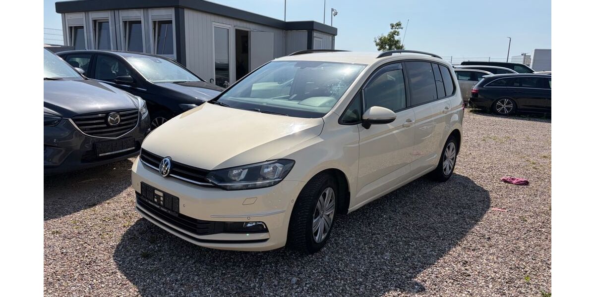 VW Touran 509.000 km 3.499 &euro; Ratzeburg bei Hamburg 23909