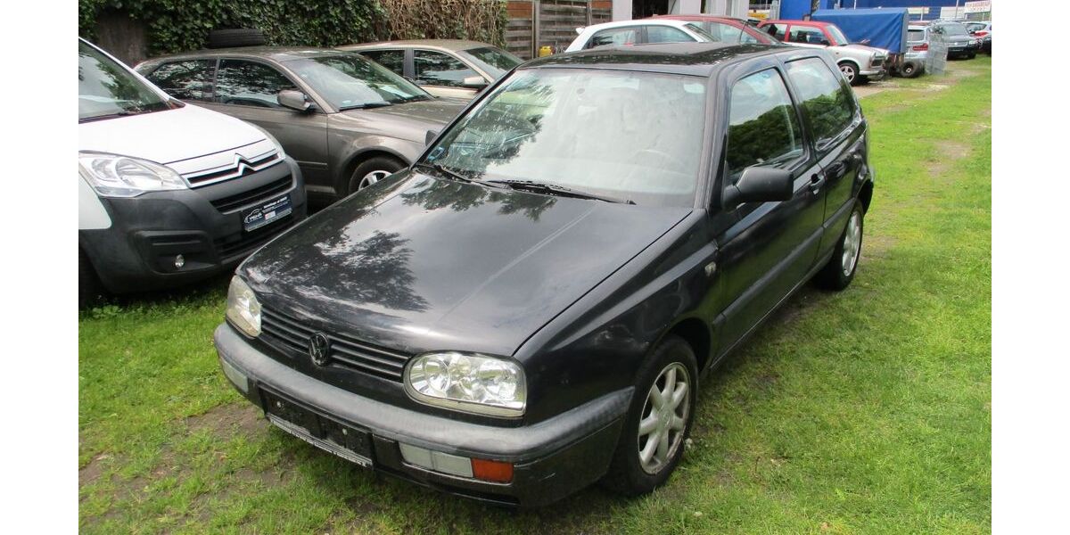 VW Golf 195.000 km 890 &euro; Mahlow 15831