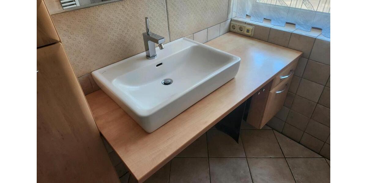 Einfamilienhaus Eiterfeld - 7 Zimmer, 140 m&sup2;, 215.000&euro; | Angebot:25870044