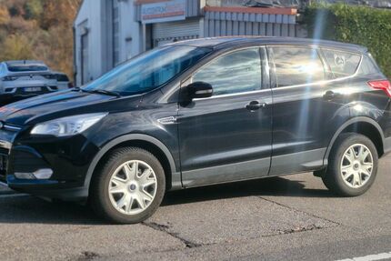 Ford Kuga 21.000 km 10.290 &euro; Birkenfeld bei Pforzheim 75217