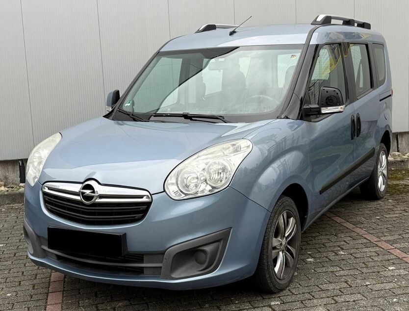 Opel Combo 199.245 km 4.750 € Nieder-Eschbach 60437