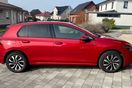 VW Golf 26.000 km 22.700 &euro; Wolfsburg 38442