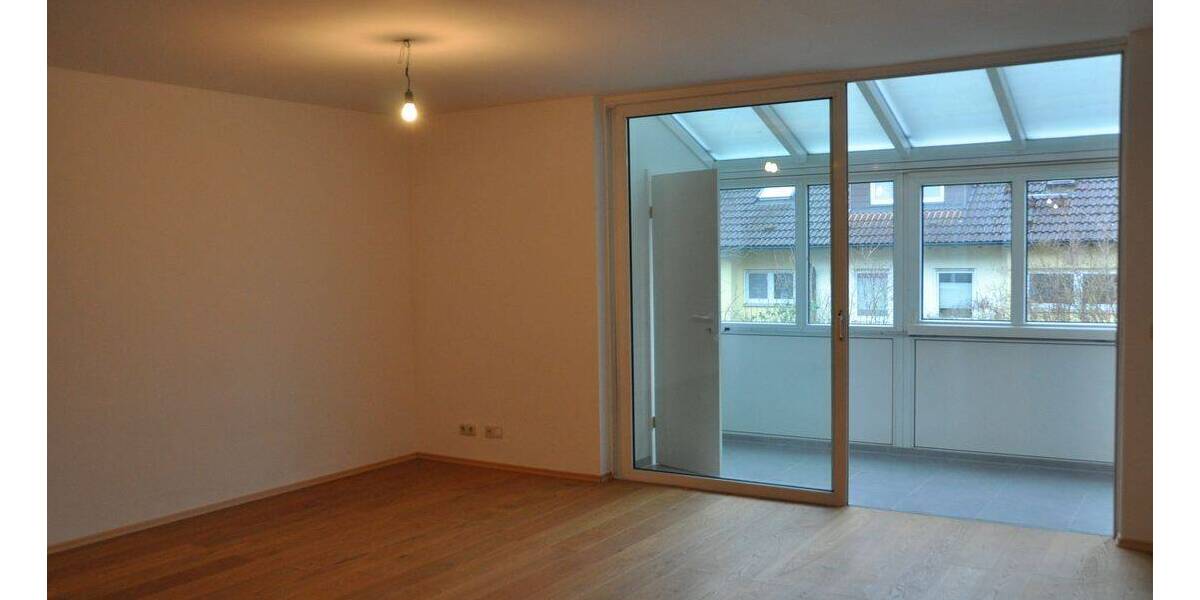 Etagenwohnung Aschaffenburg Innenstadt - 2 Zimmer, 81 m&sup2;, 899&euro; | Angebot:26909110