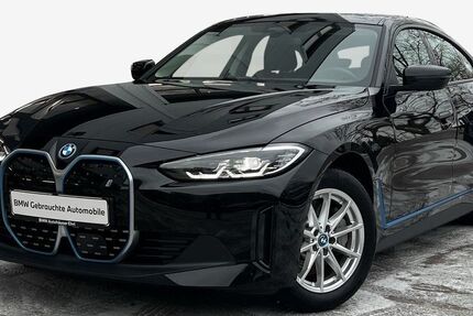 BMW i4 45.628 km 32.900 &euro; Berlin 13593