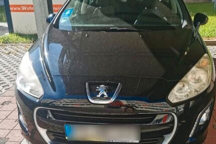 Peugeot 308 68.000 km 2.800 &euro; Flöha 09557