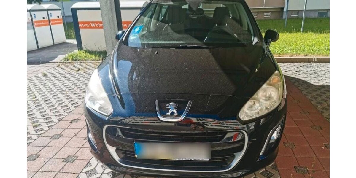 Peugeot 308 68.000 km 2.800 &euro; Flöha 09557